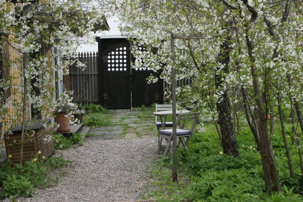 Uddens Bed & Breakfast Bed & Breakfast Oregrund Exterior photo